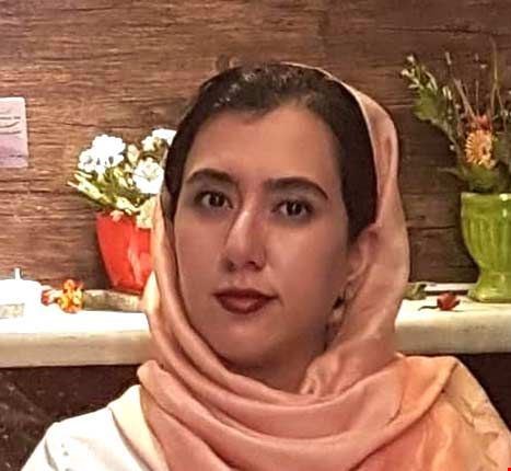 دکتر ندا سادات شجاعی